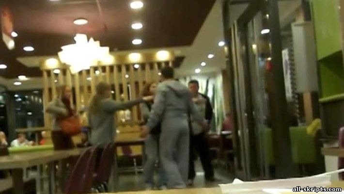 Видео: 9 мая в одном из ресторанов Самары произошла драка